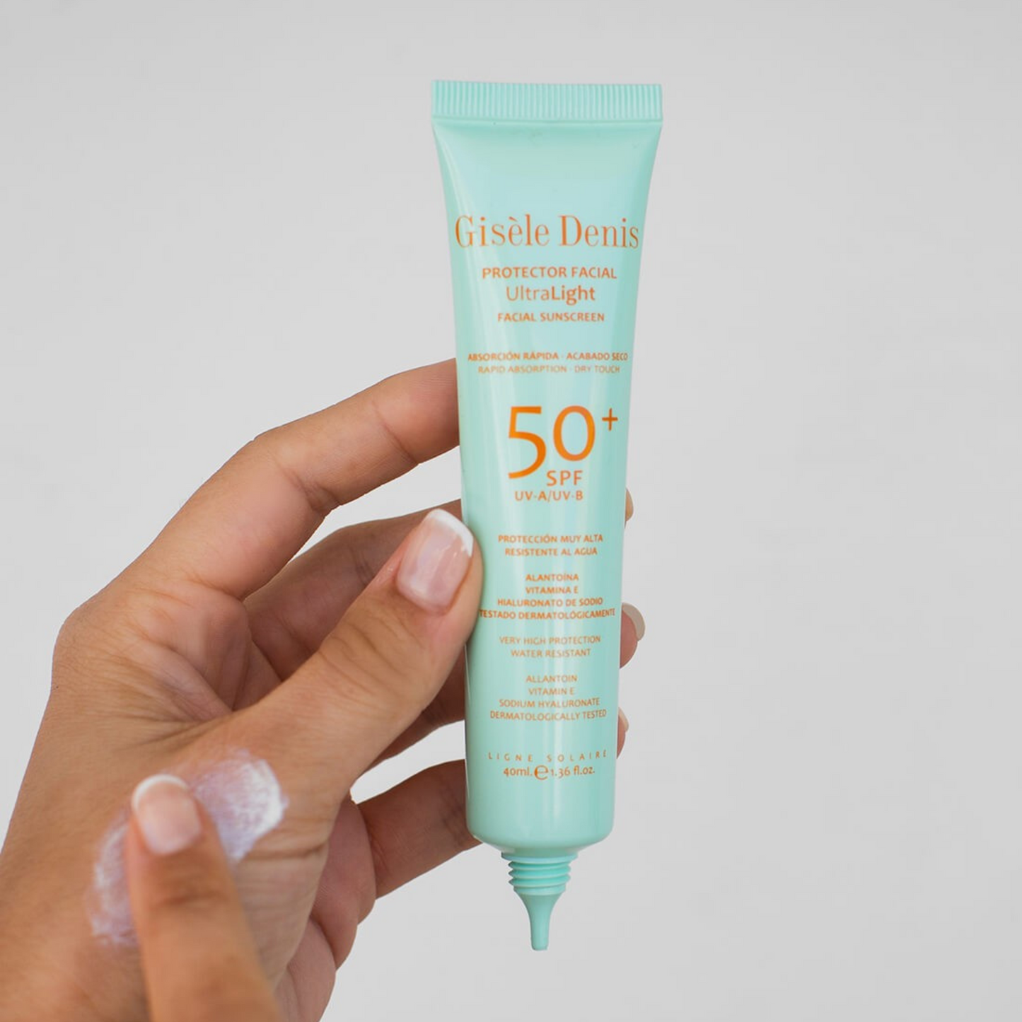 Gisele Denis Ultralight Facial Sunscreen SPF 50+ 40ml